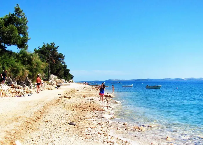 Apartments By The Sea Zdrelac, Pasman - 8046
